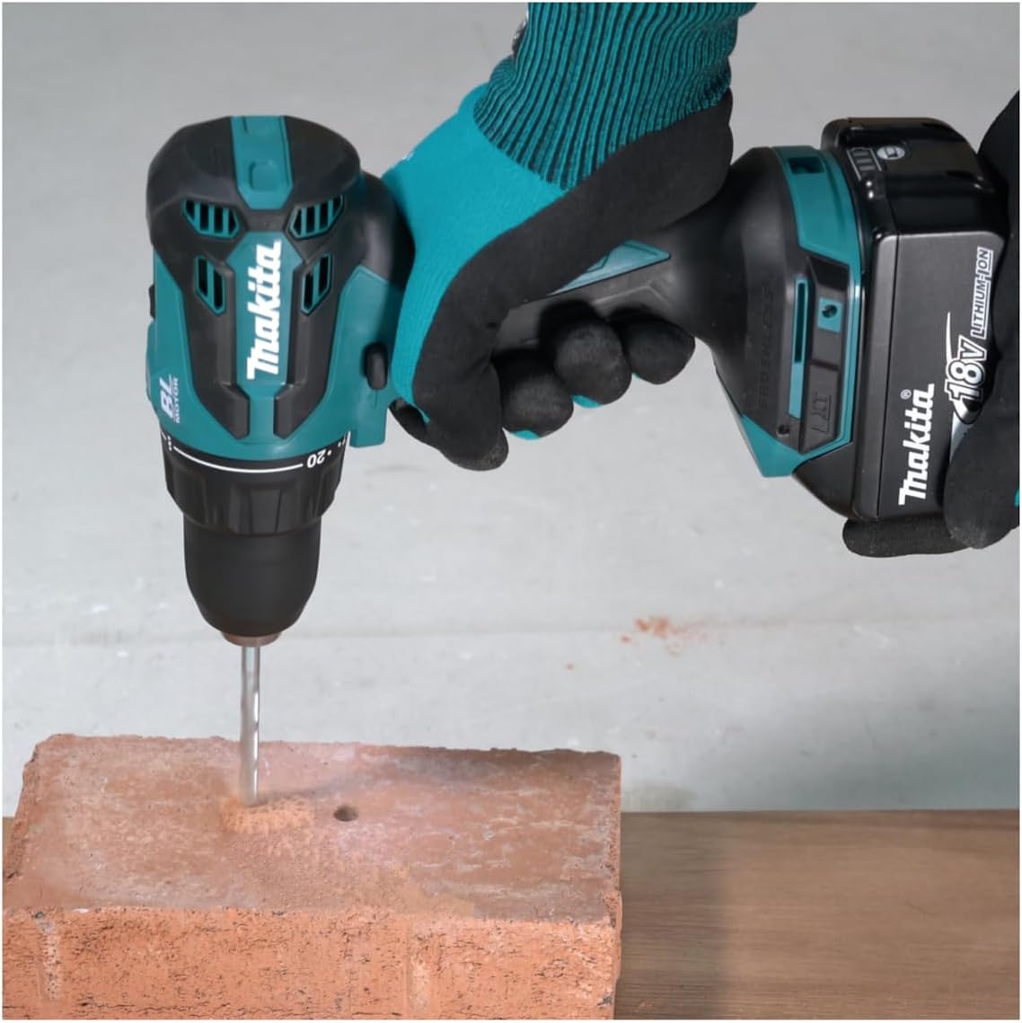 BL 18V LXT 65Nm combination drill Makita DHP490Z