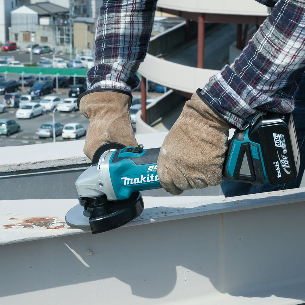 Makita DLX2552TJ 18V Combo Kit: Drill DHP492 + Grinder DGA504 + 2 x 5Ah Batteries + Charger + Carrying Case