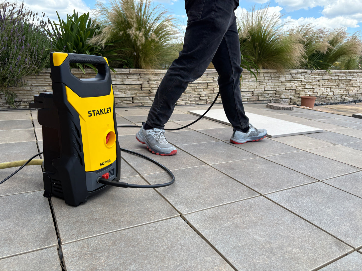 Pressure washer 110bar 390l/h 1400W SXPW14L-E 15206 Stanley