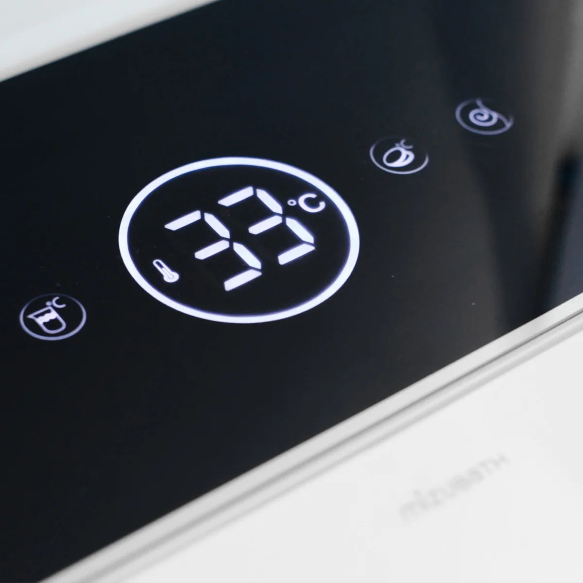 Mizubath Rada wall-hung Japanese Toilet with Smart Cleaning