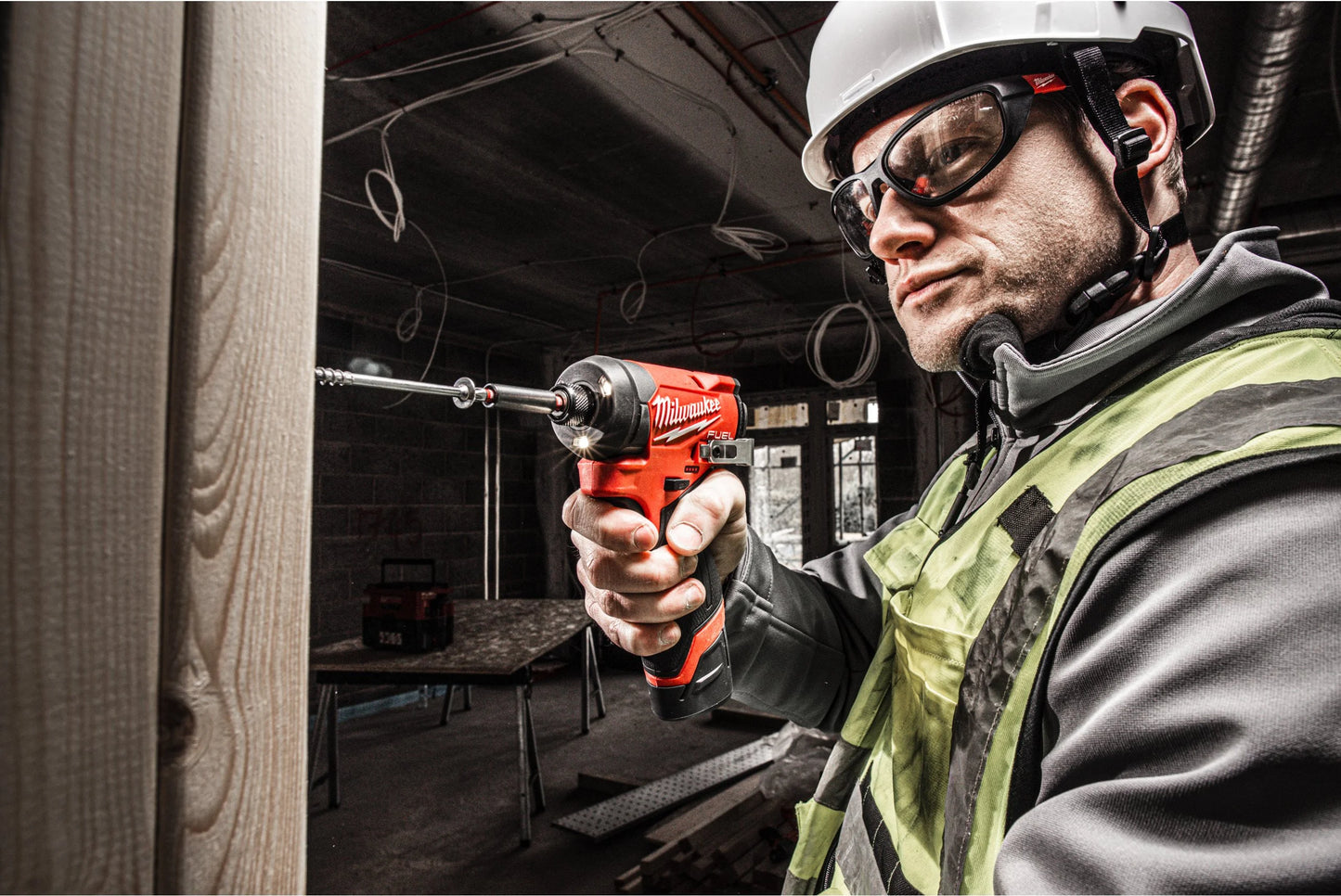 Milwaukee M12 FPP2A2-402X Power Pack: Impact Drill + Impact Driver + 2 × 4.0 Ah Batteries + Charger + Case