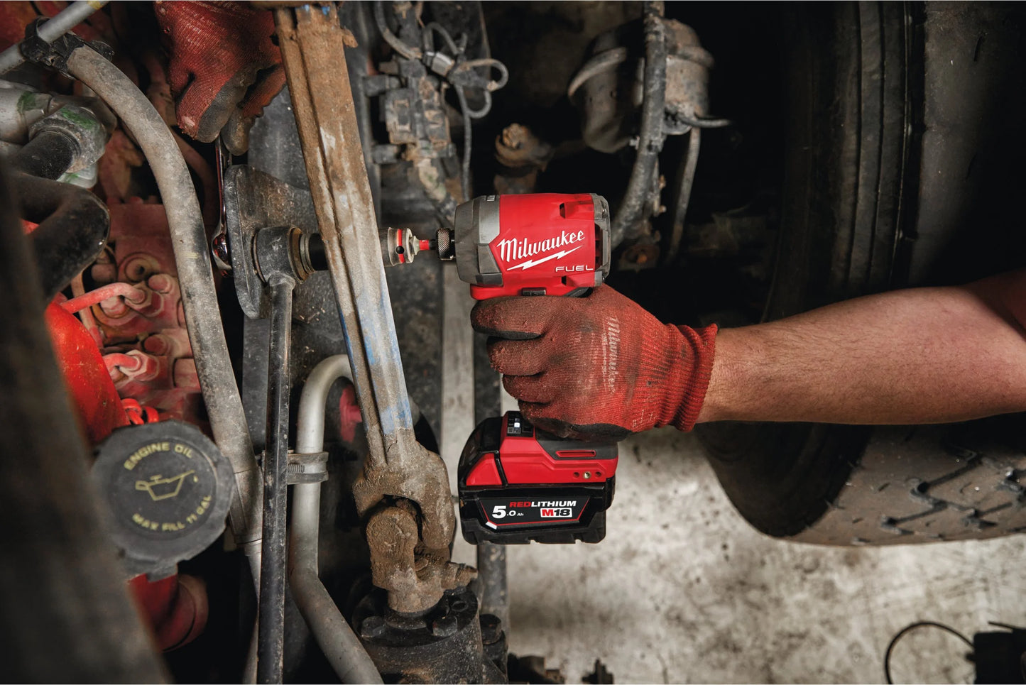 Atornillador de impacto M18 Fuel ¼″ hex + 2 bat 5Ah + cargador + maletín Milwaukee M18 FID3-502X