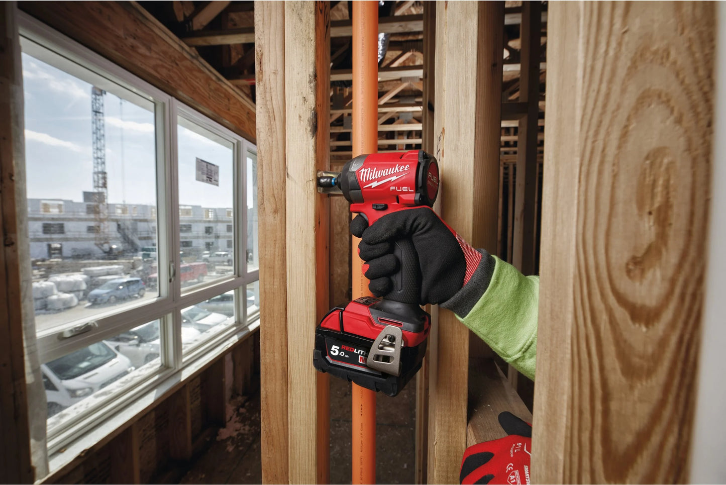 Atornillador de impacto M18 Fuel ¼″ hex + 2 bat 5Ah + cargador + maletín Milwaukee M18 FID3-502X