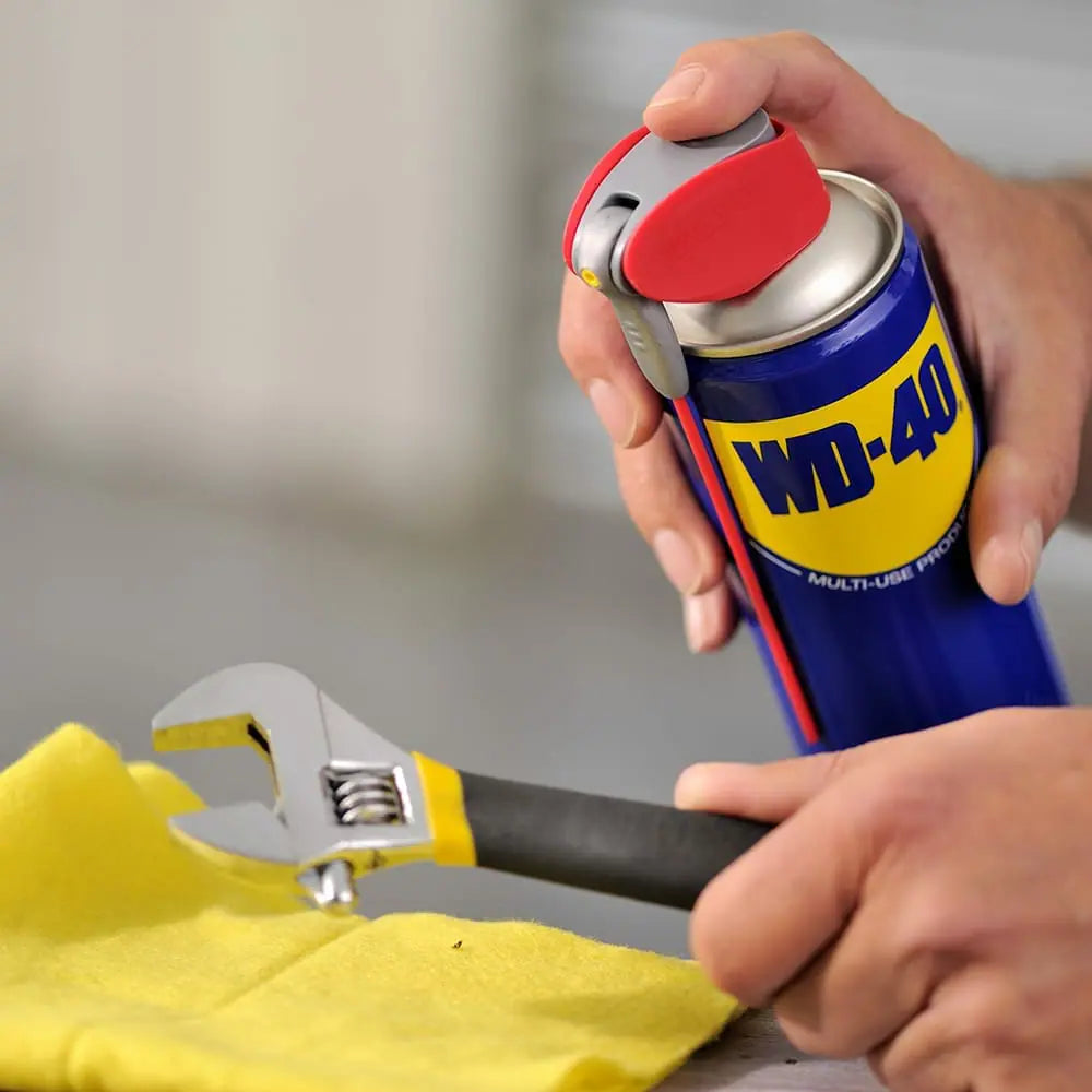 WD-40 Dual Action Multipurpose Oil